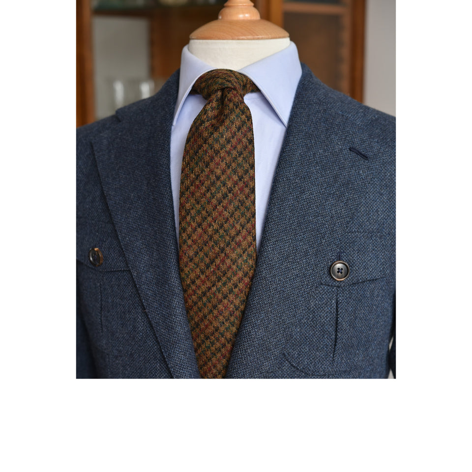 Amidé Hadelin | Abraham Moon houndstooth check Shetland tweed tie - Handmade in Italy, brown_styled