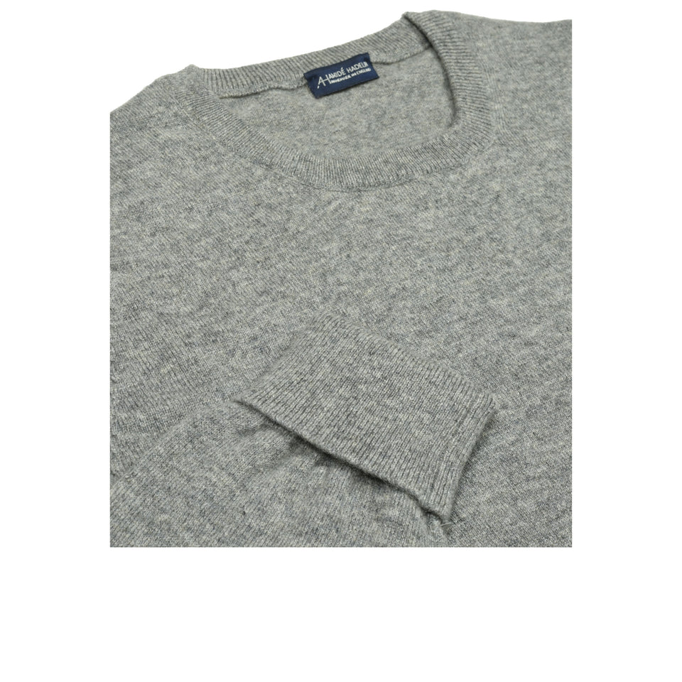 Amidé Hadelin | Cashmere crew neck jumper - grey_neck