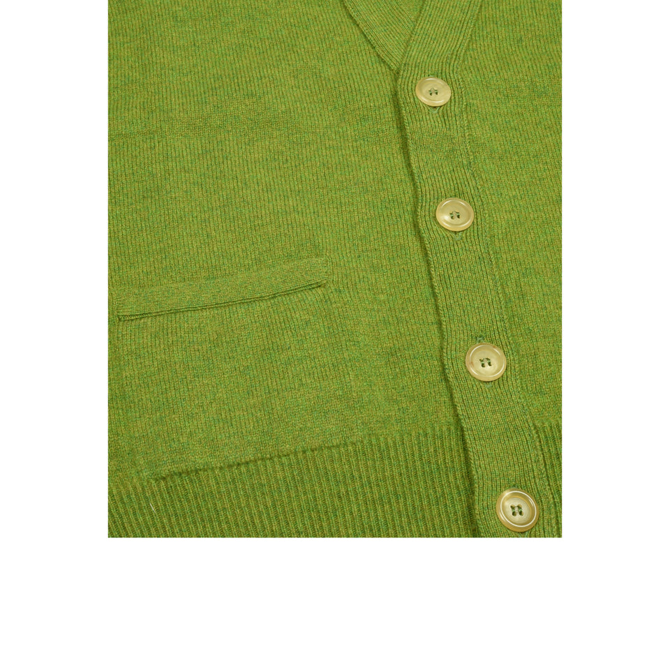 Lambswool short sleeveless cardigan - moss green_pocket