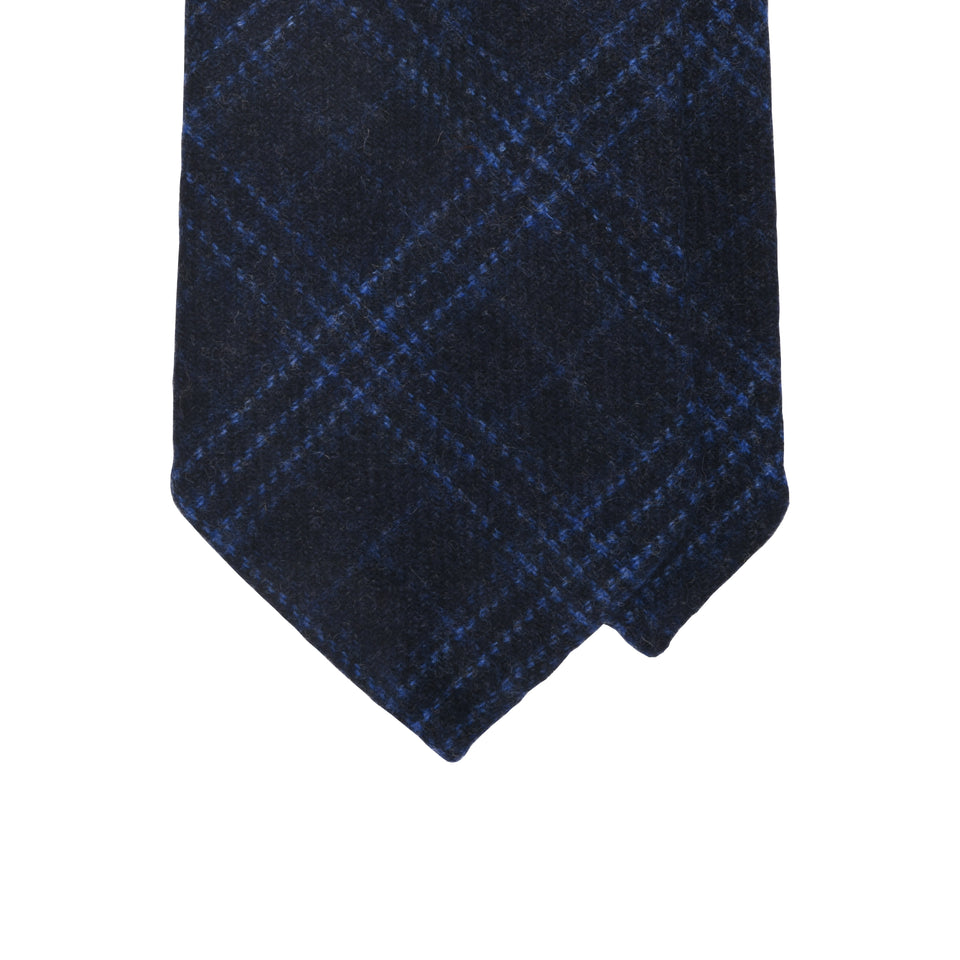 Amidé Hadelin | Marling & Evans check merino wool tie - Handmade in Italy, navy/blue_tip