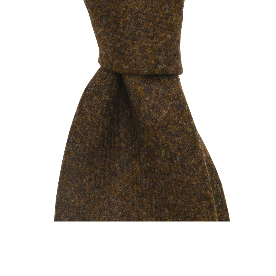 Amidé Hadelin | Abraham Moon merino tweed tie - Handmade in Italy, dark tobacco_knot