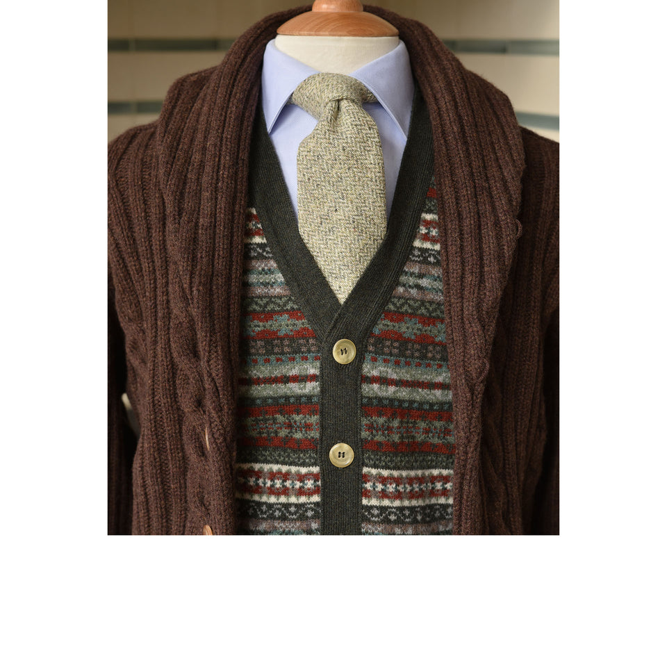 Fair Isle lambswool sleeveless cardigan - green_styled