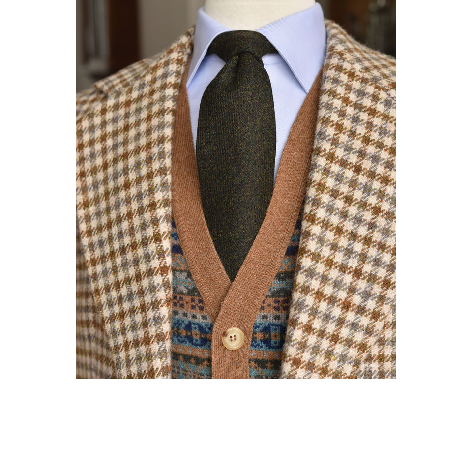 Fair Isle lambswool sleeveless cardigan - medium brown_styled