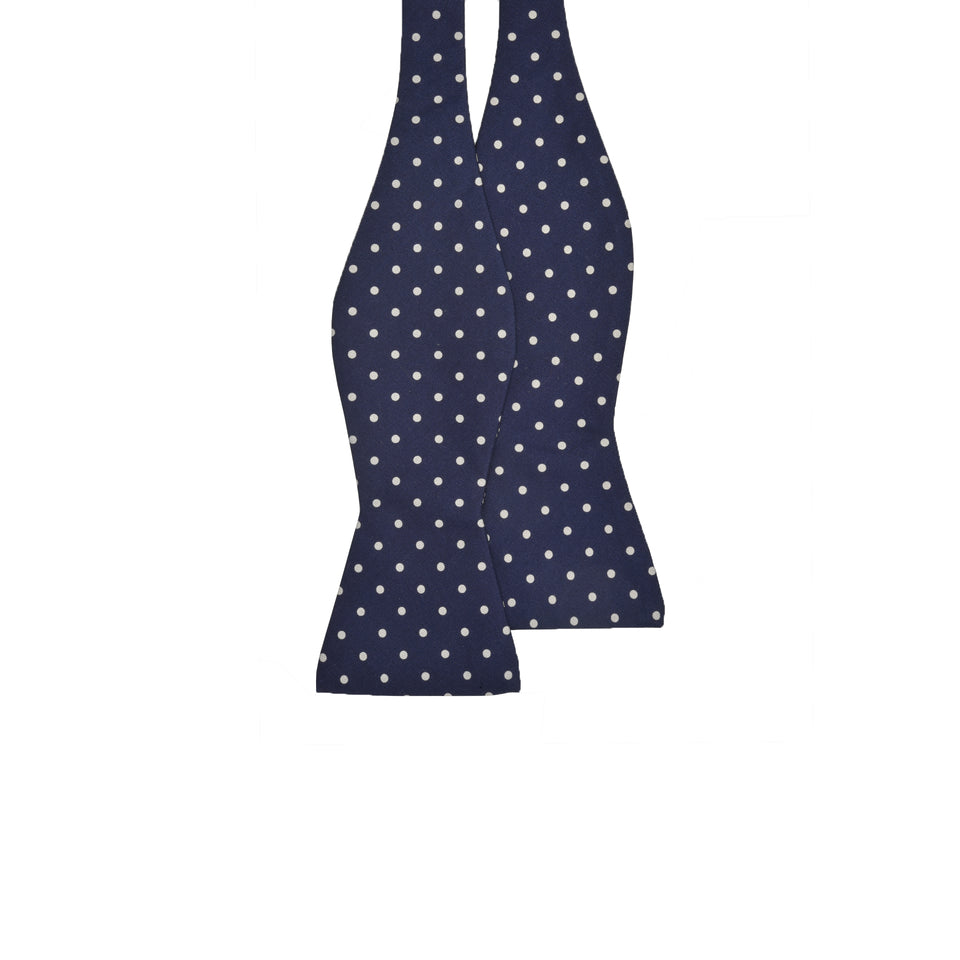 Amidé Hadelin  | Self tie silk polka dot bow tie, navy_tips