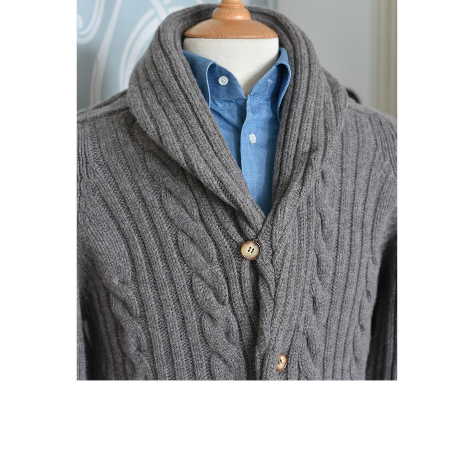 Amidé Hadelin | Lambswool cable knit shawl collar cardigan - mid grey_styled
