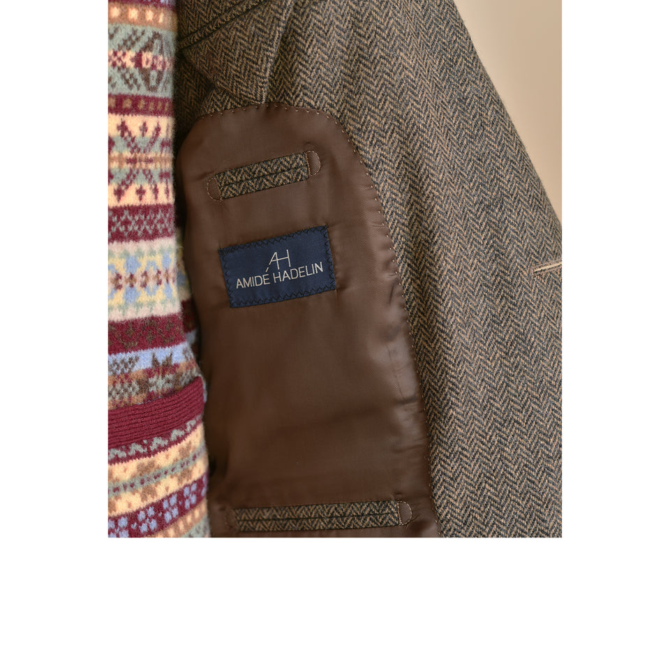 Amidé Hadelin | MTO | Abraham Moon herringbone hacking jacket - natural/brown_Amidé Hadelin label