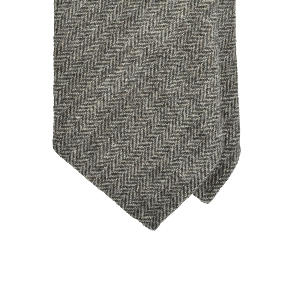 Amidé Hadelin | Loden herringbone tie, brown_tip