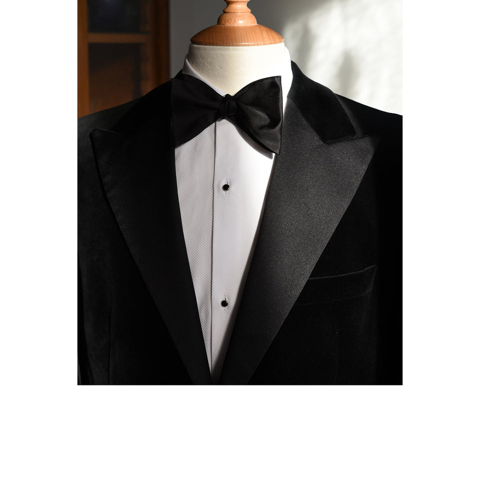 Orange Label | Large self-tie silk bow tie, black_styled