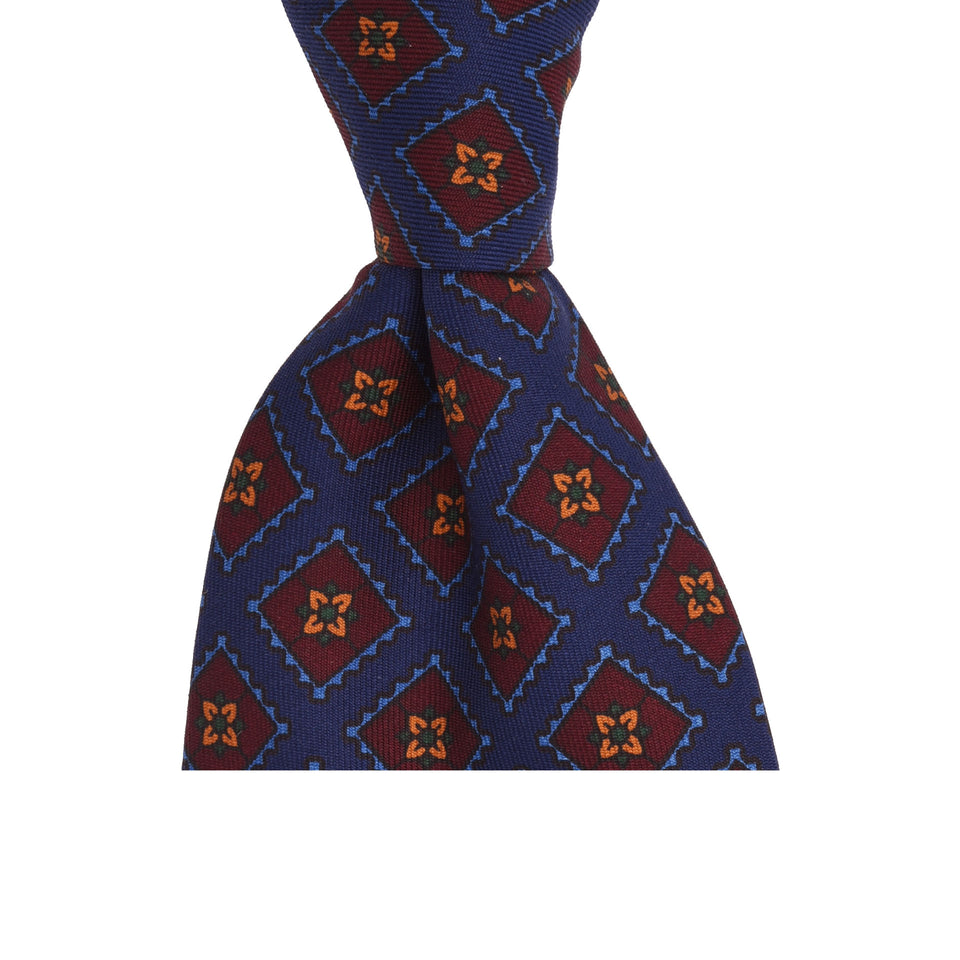 Amidé Hadelin | Handprinted ancient madder tie, Handmade in Italy - dark blue_knot