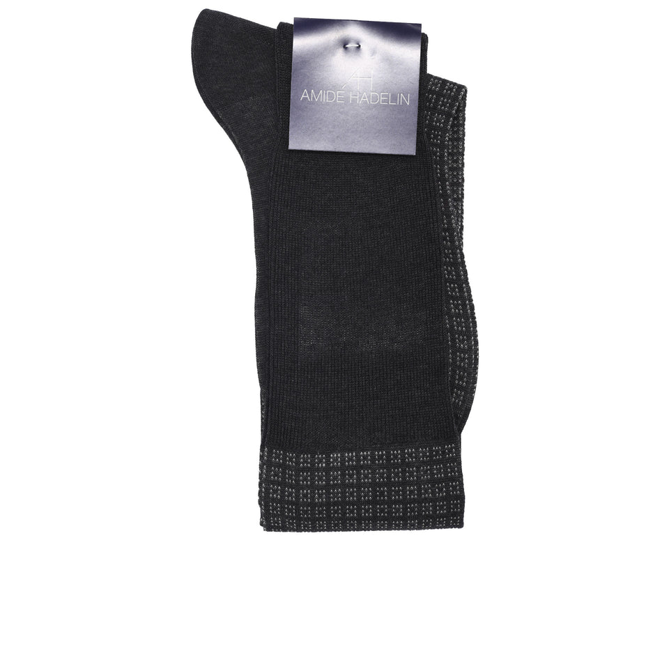 Amidé Hadelin | Knee high geometric cotton socks - charcoal/light grey_label